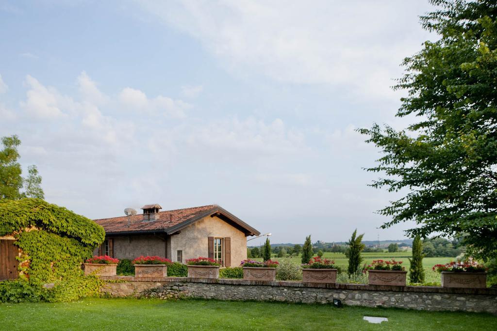 Вілла Borgo Santa Giulia Корте-Франка Екстер'єр фото