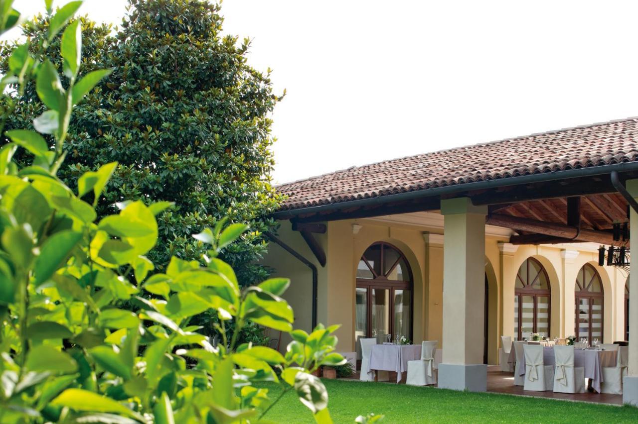 Вілла Borgo Santa Giulia Корте-Франка Екстер'єр фото